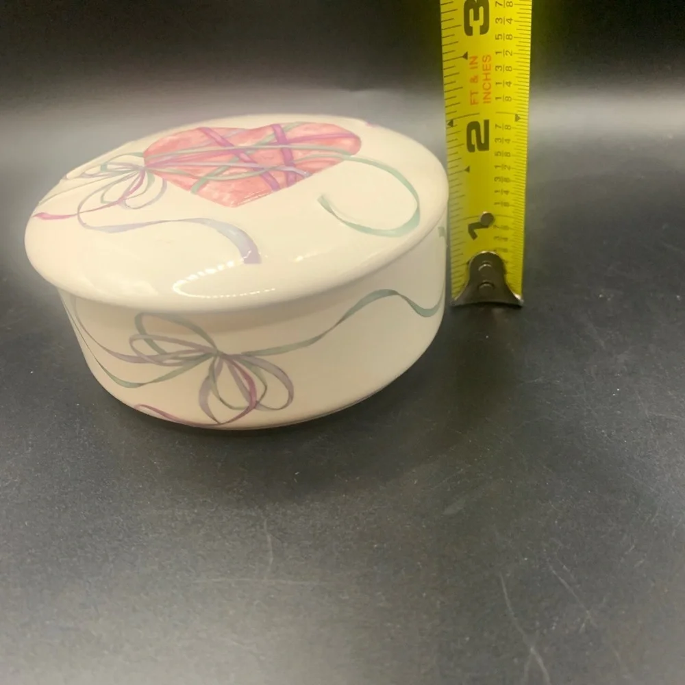 OTAGIRI Round Porcelain Trinket Box